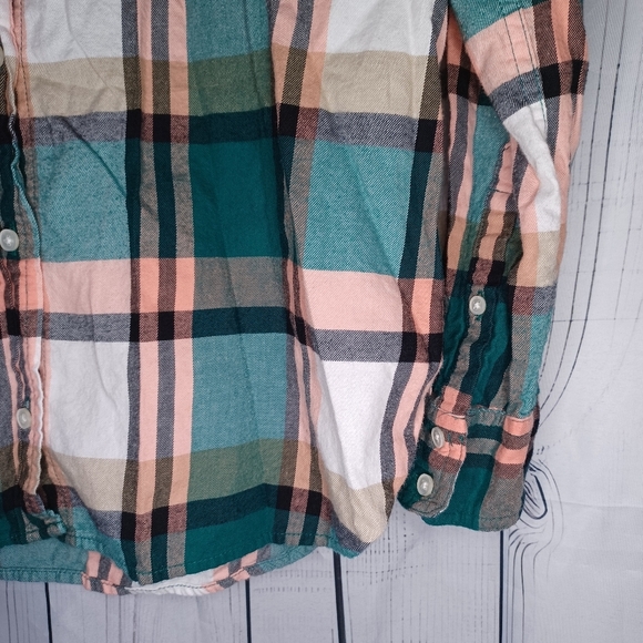 J.Crew Classic plaid button-down 100% cotton shirt - Picture 4 of 11